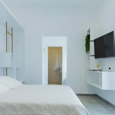 게스트하우스 Aurorooms 4*