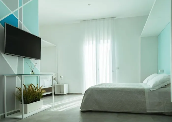 Konukevi Aurorooms 4*